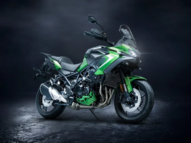 Kawasaki Versys 900 tanıtıldı
