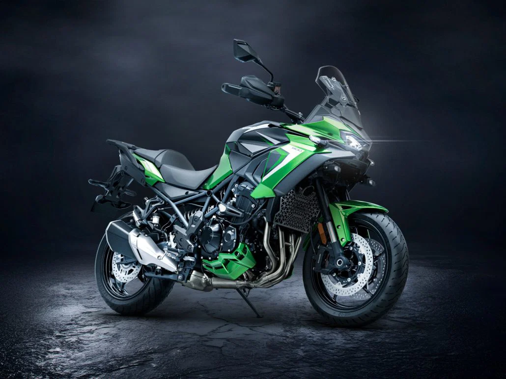 Kawasaki Versys 900 tanıtıldı
