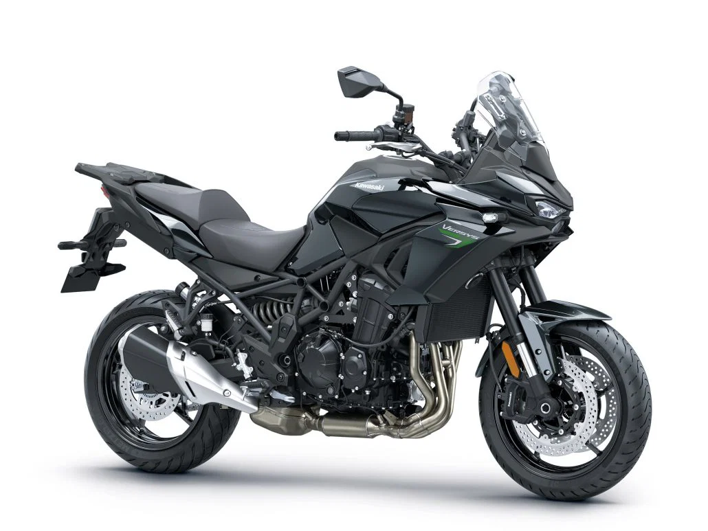 Kawasaki Versys 900 tanıtıldı