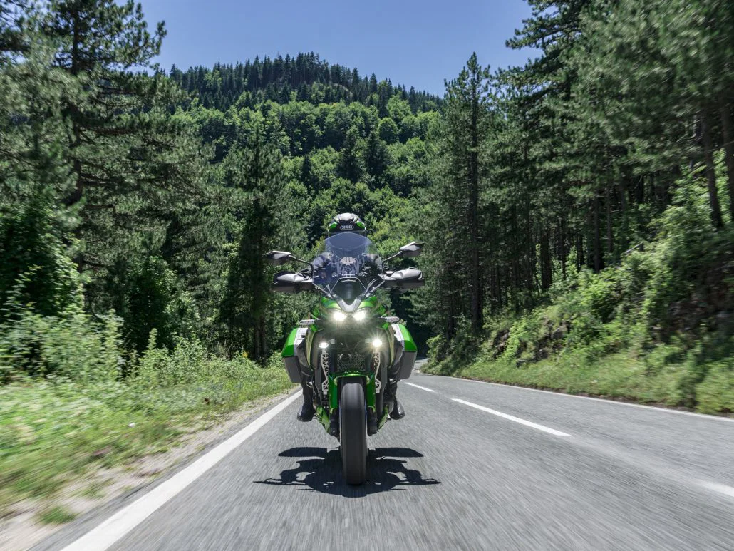 Kawasaki Versys 900 tanıtıldı