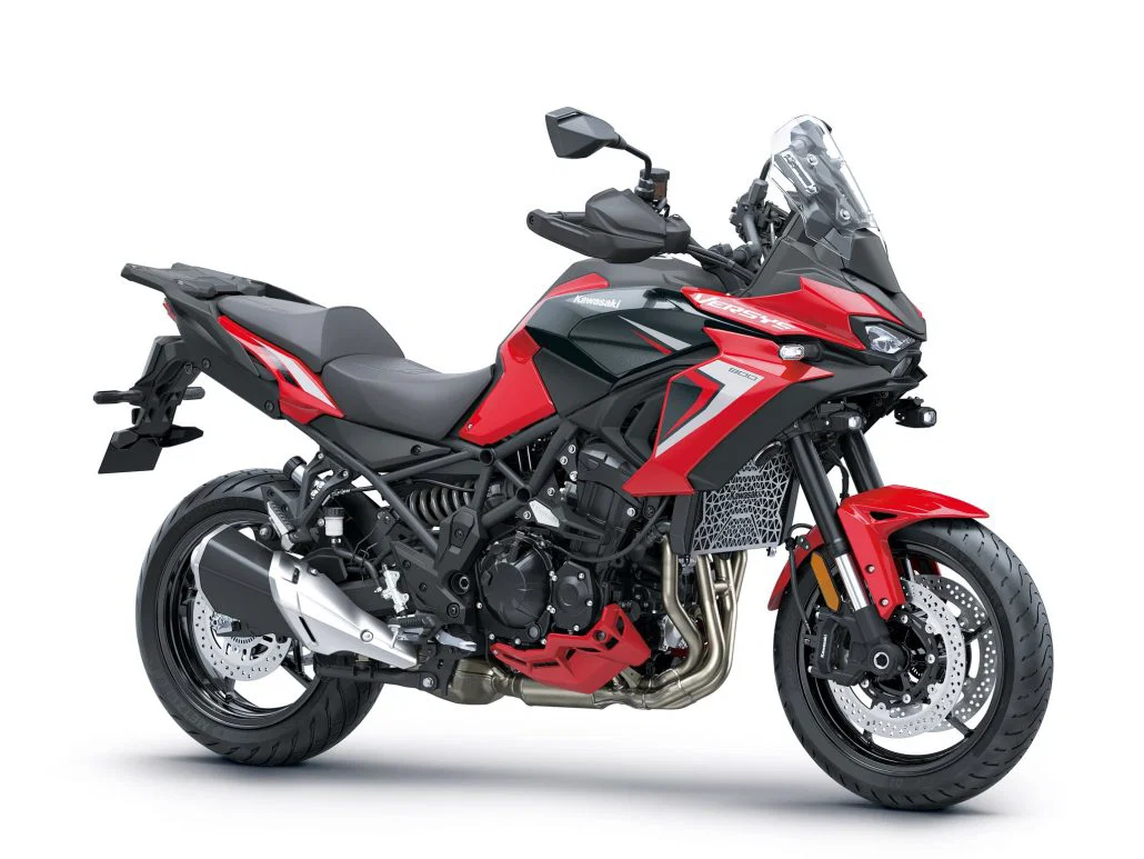 Kawasaki Versys 900 tanıtıldı